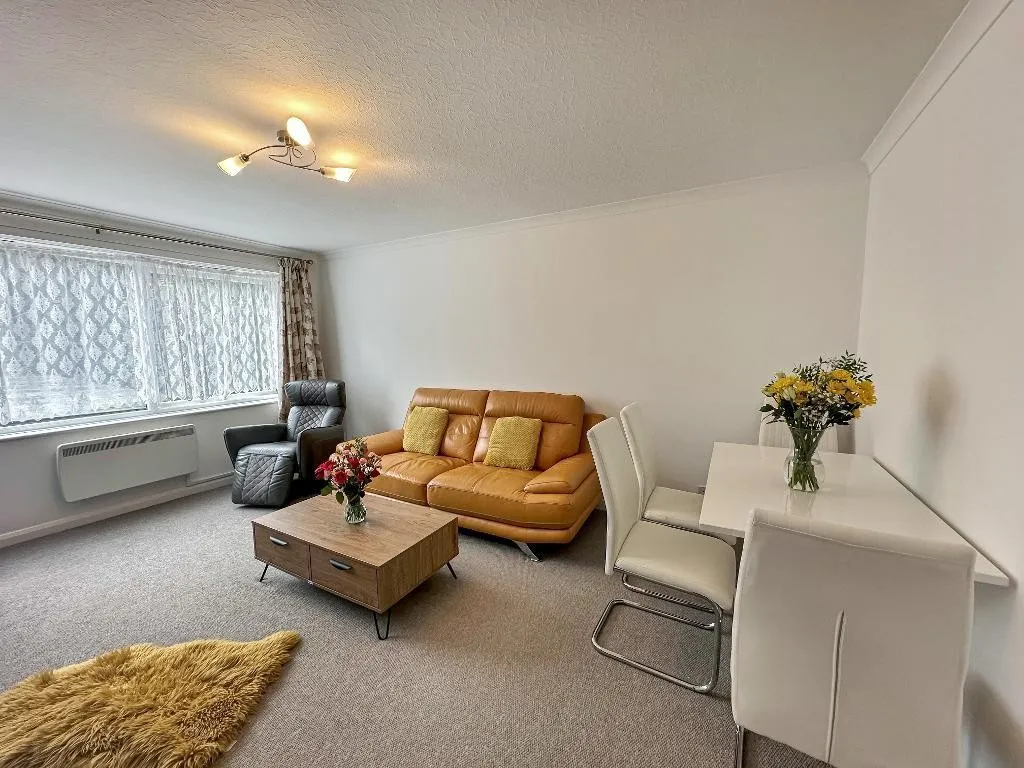Hawkhirst Way, Kenley, photo 6