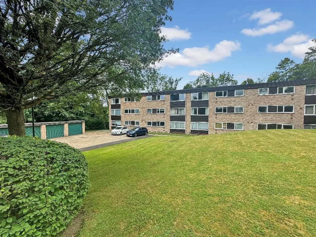 2 bed flat for sale, Hawkhirst Way, Kenley