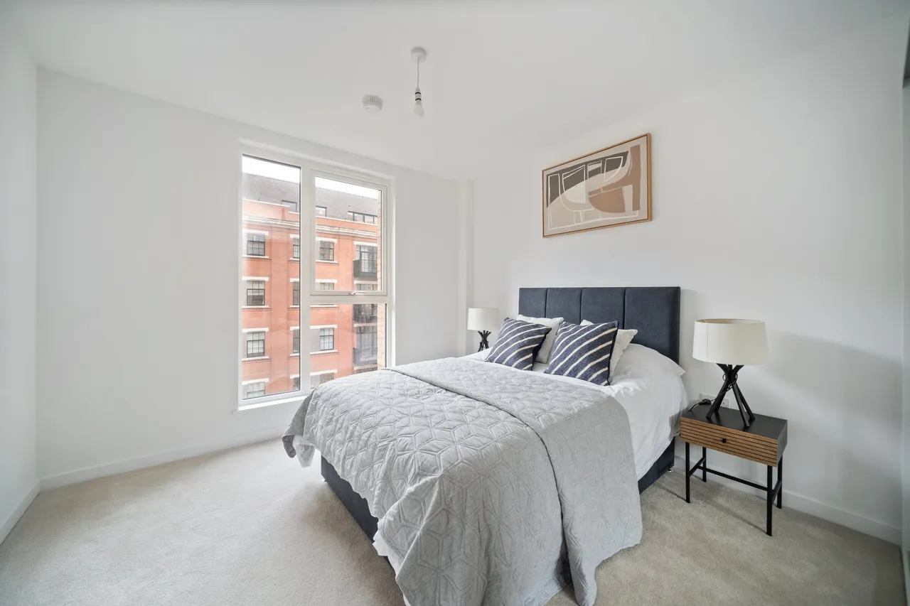 Farine Avenue, London, UB3, photo 5
