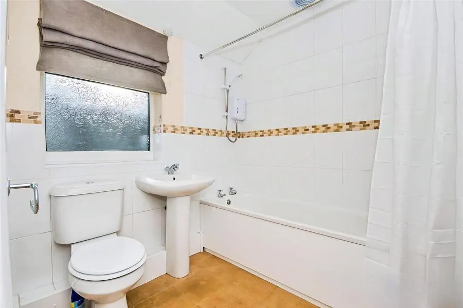 Granville Avenue, Wyberton, PE21, photo 11