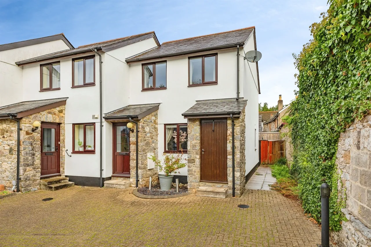 3 bed house for sale, Strode Road, Buckfastleigh, TQ11