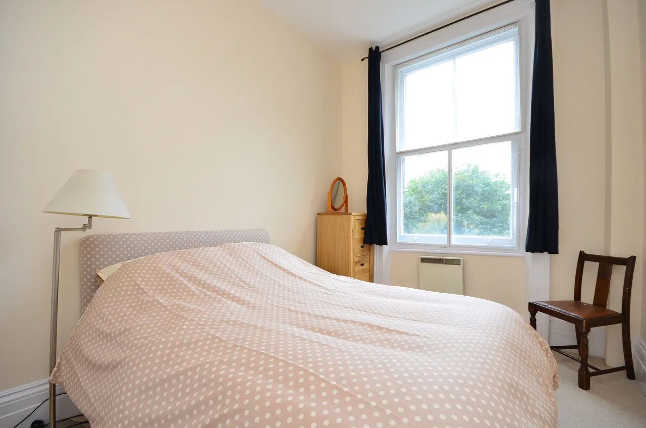 Flat 25, 20 Redcliffe Square, London, photo 5
