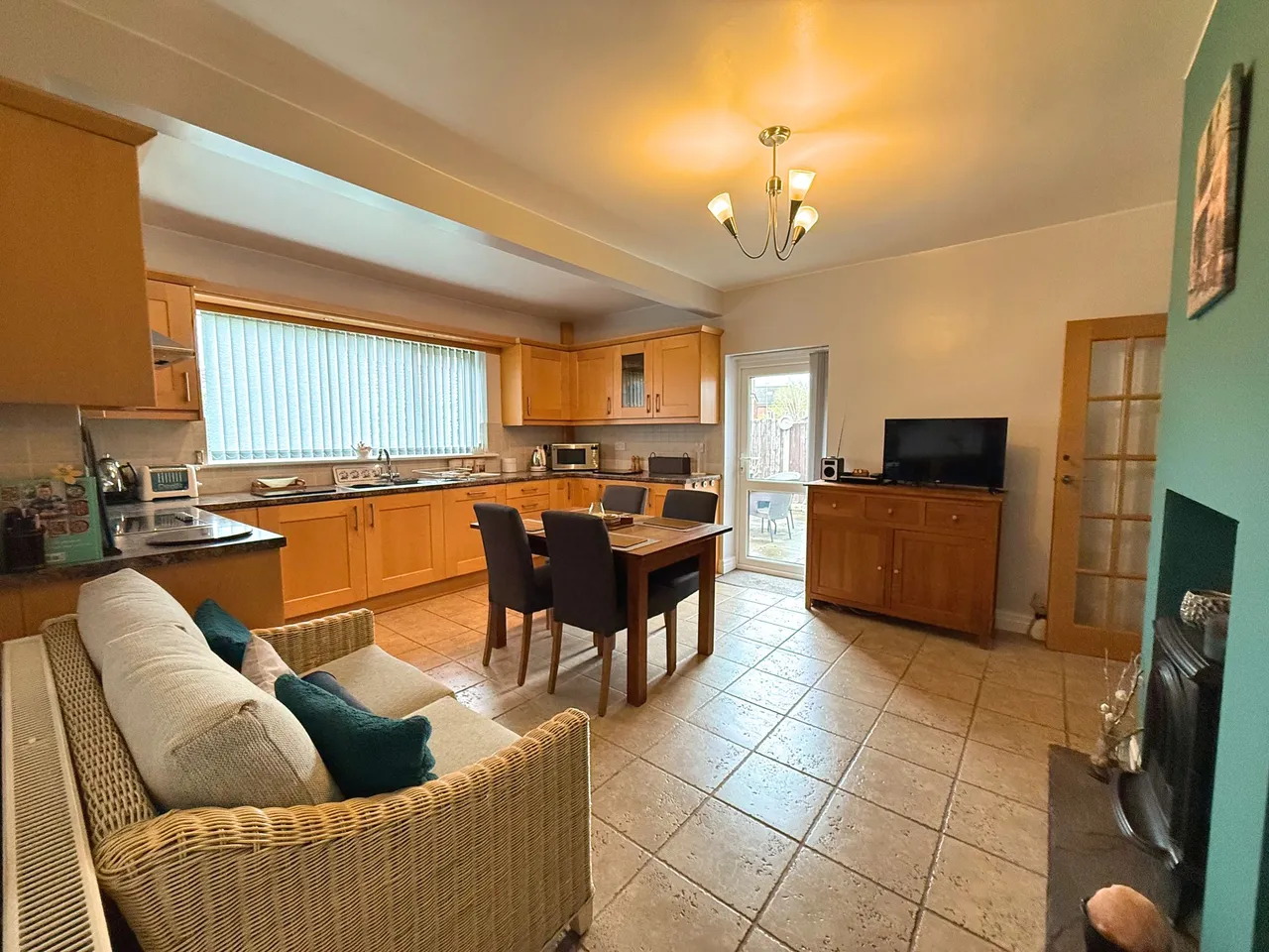 Kendal Avenue, Sale, photo 7