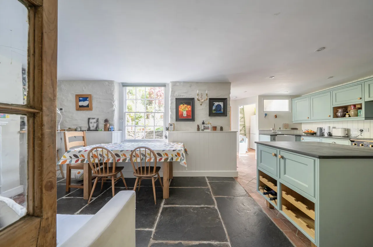 Church Lane, Dulverton, TA22, photo 10
