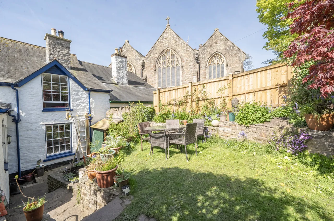 Church Lane, Dulverton, TA22, photo 3