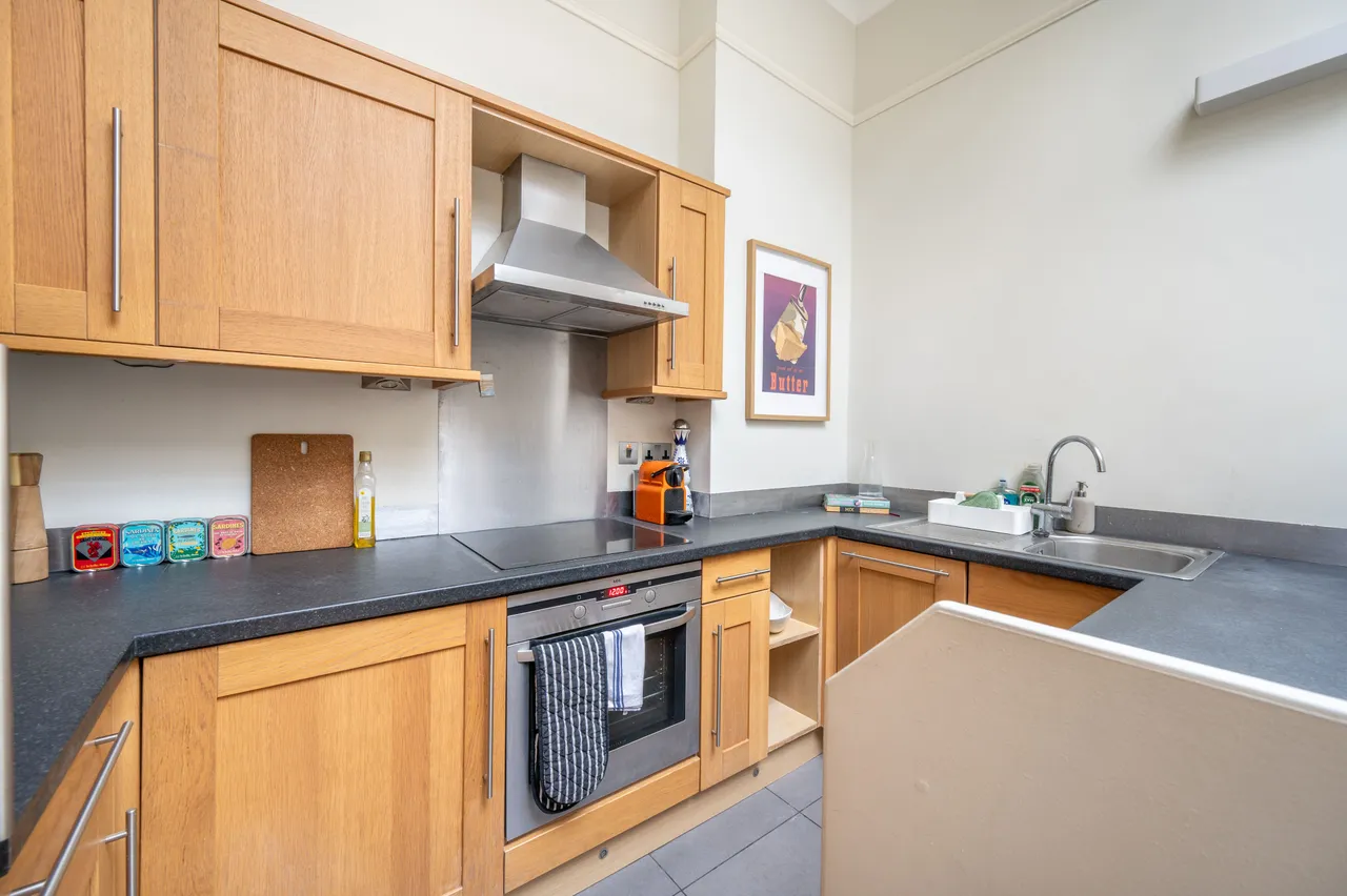 Rear Ground Floor, 81 Linden Gardens, London, photo 5