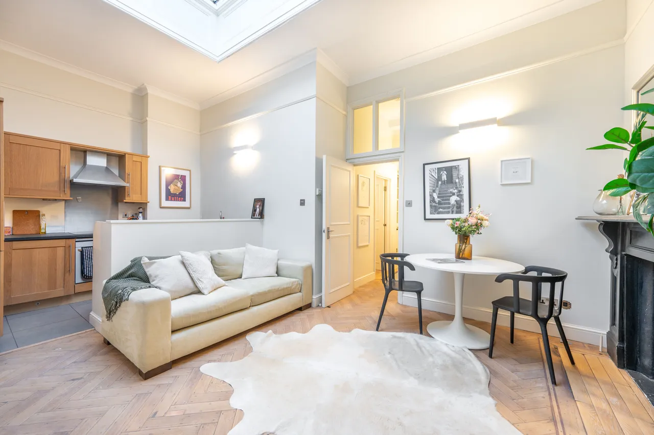1 bed flat for sale — Rear Ground Floor, 81 Linden Gardens, London