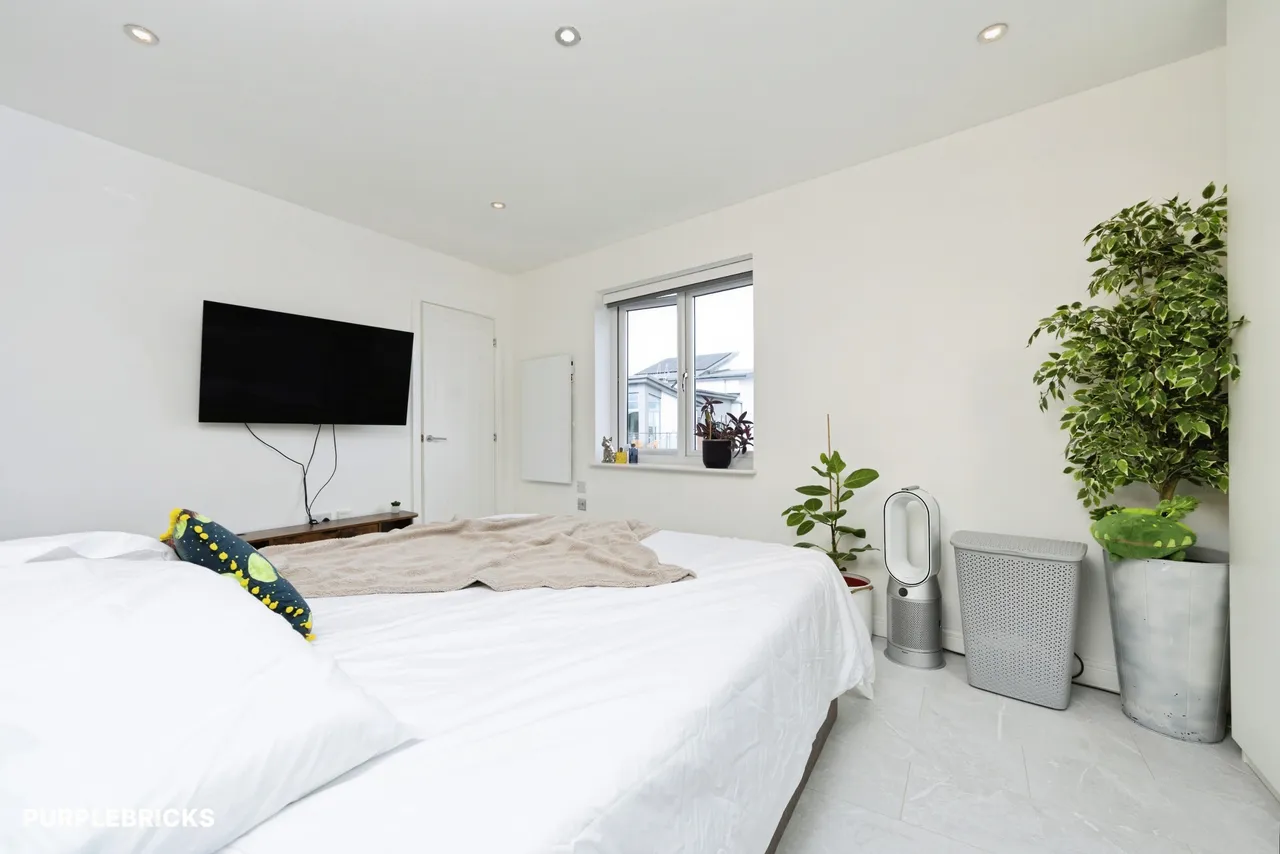 Worsdell Drive, Gateshead, NE8, photo 9