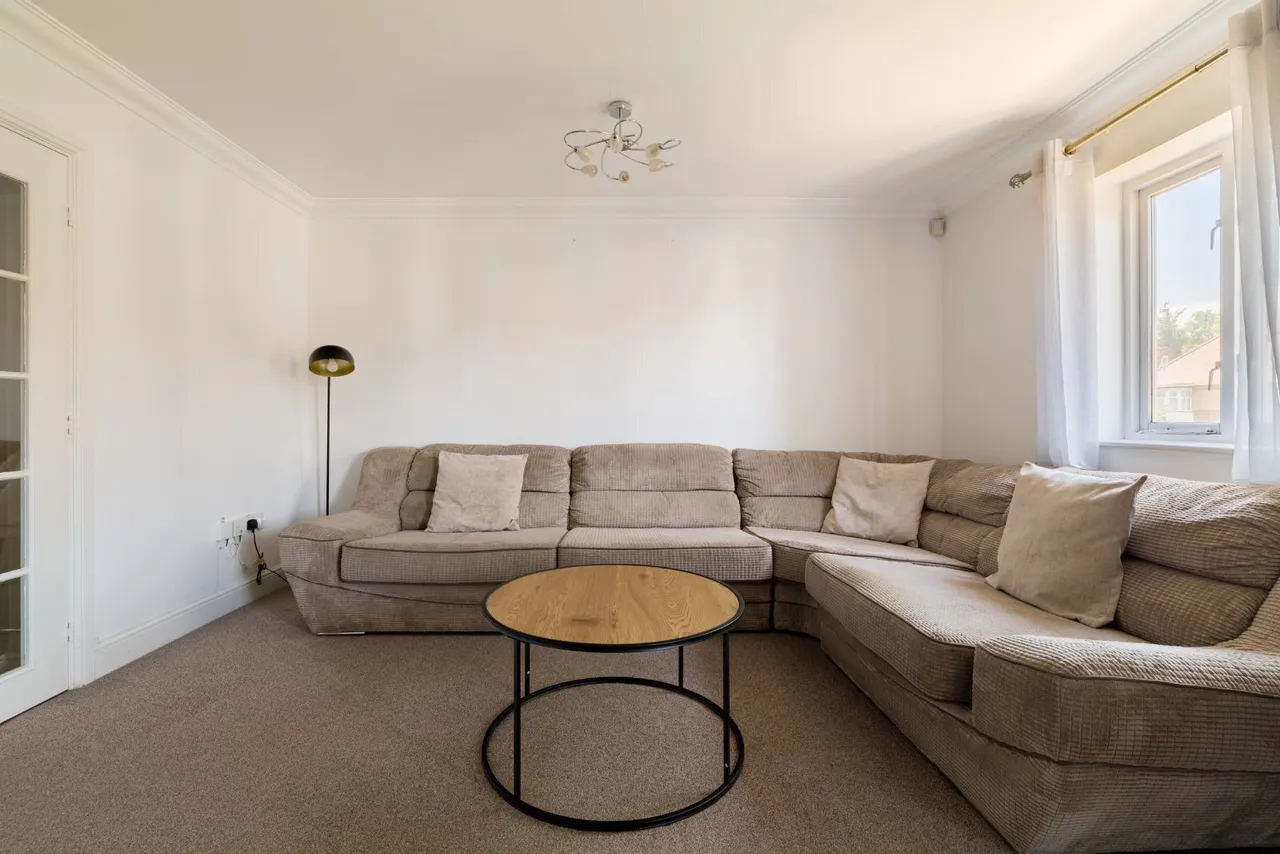 Coverdale Road, London, NW2, photo 4