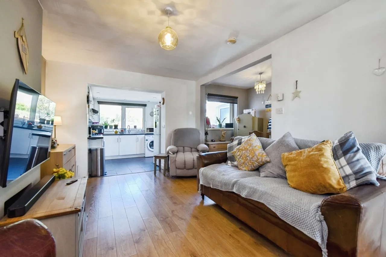 Penygarn Road, Tycroes, SA18, photo 3