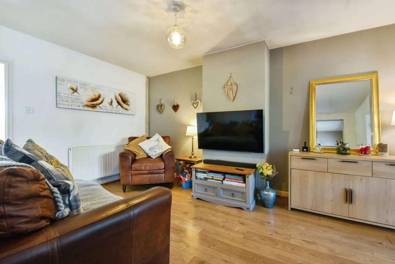 Penygarn Road, Tycroes, SA18, photo 2