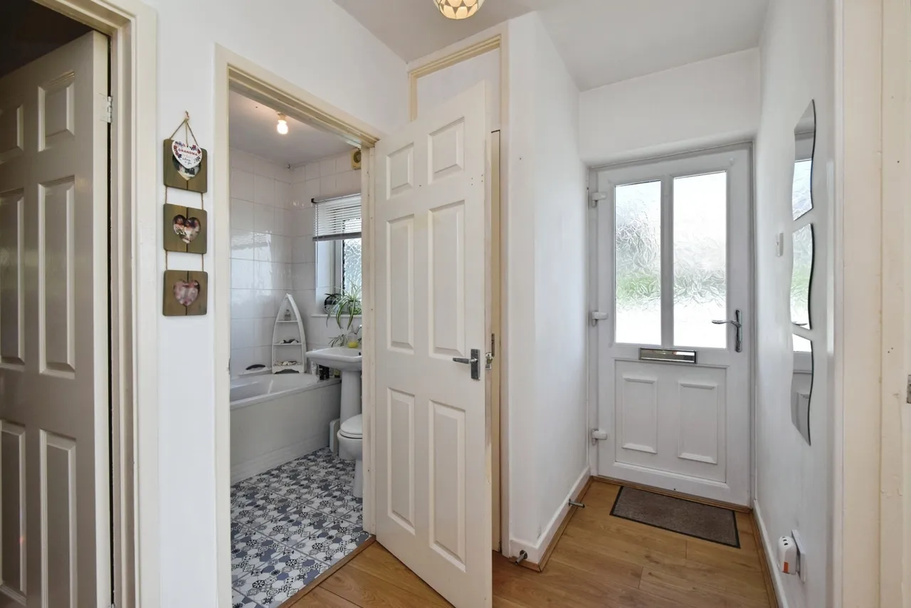 Penygarn Road, Tycroes, SA18, photo 16