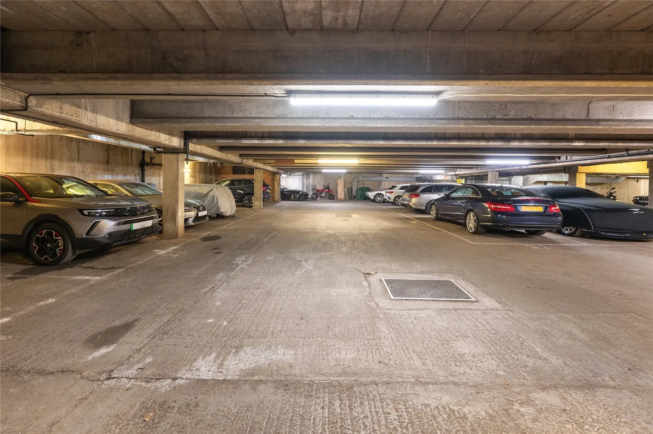 Linden Gardens, London, W2, photo 3