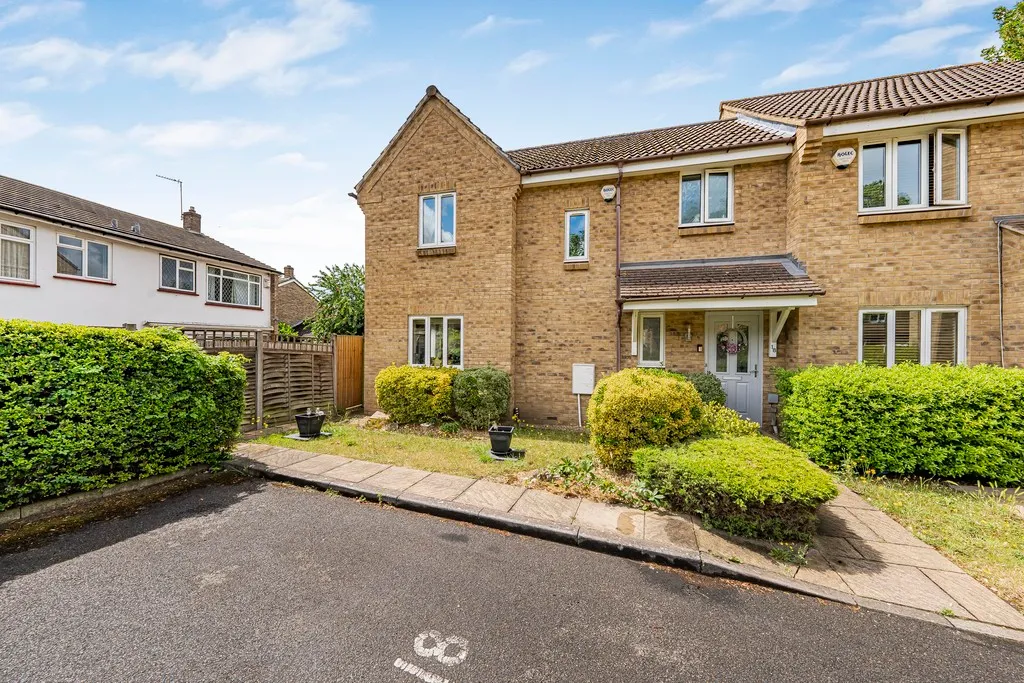 Buchan Close, Cowley, UB8, photo 34