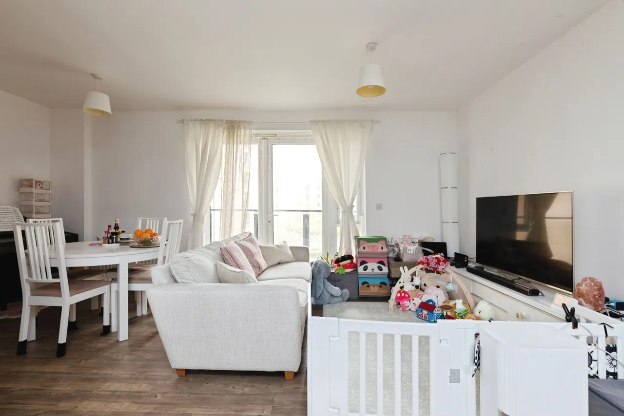 Handley Page Road, BARKING, Essex, IG11, photo 5