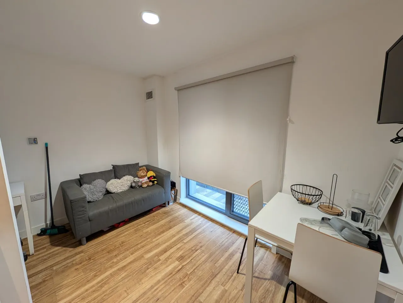 30 Frederick Road, Salford, M6, photo 4