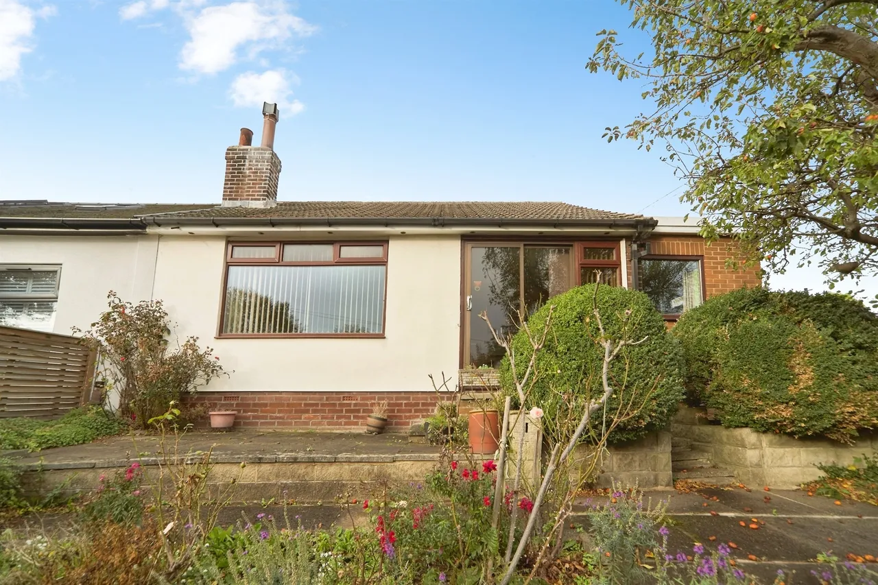 Hough Side Close, Pudsey, LS28, photo 16