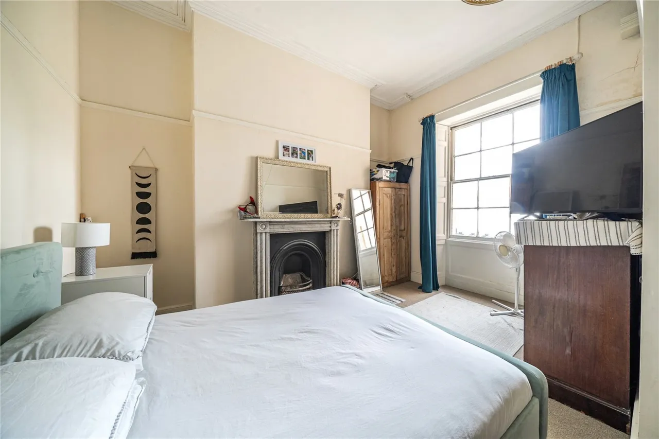 London Road, Cheltenham, GL52, photo 14