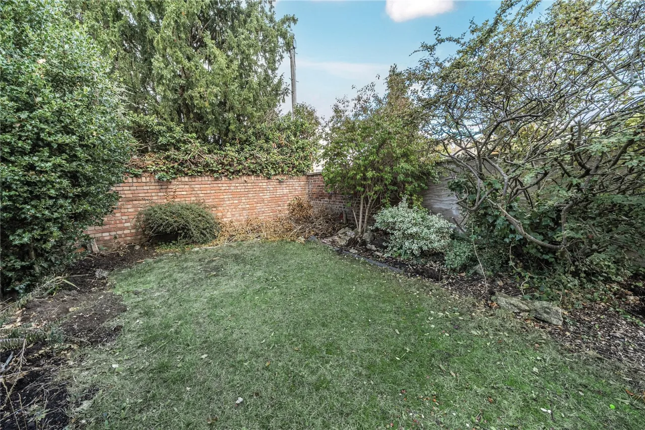 London Road, Cheltenham, GL52, photo 12