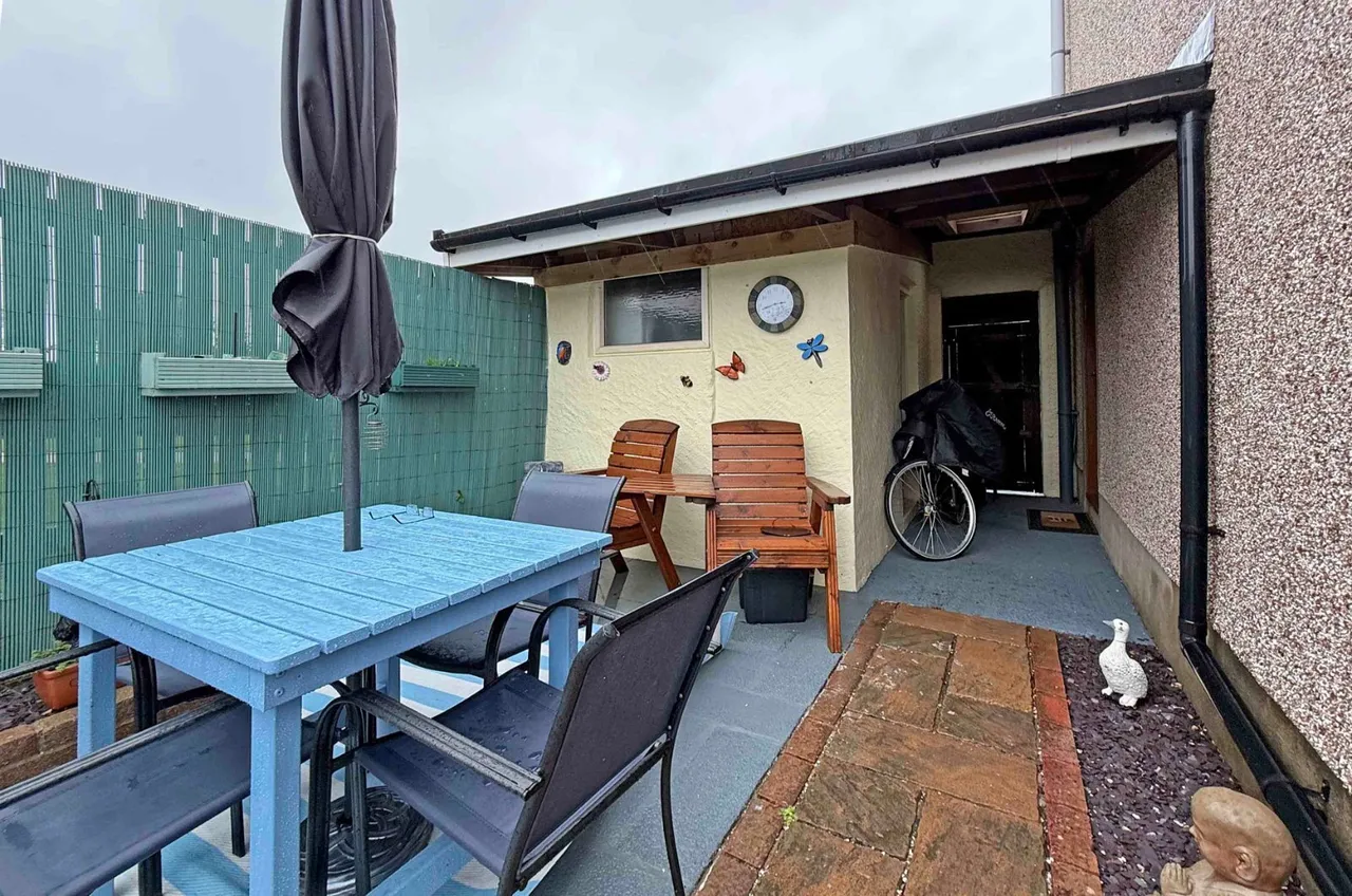 Minffordd Road, Caergeiliog, photo 6