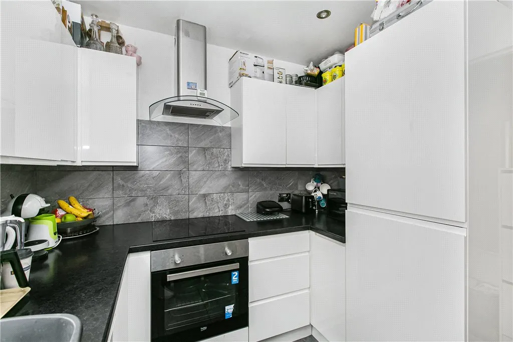 Station Road, Addlestone, KT15, photo 8