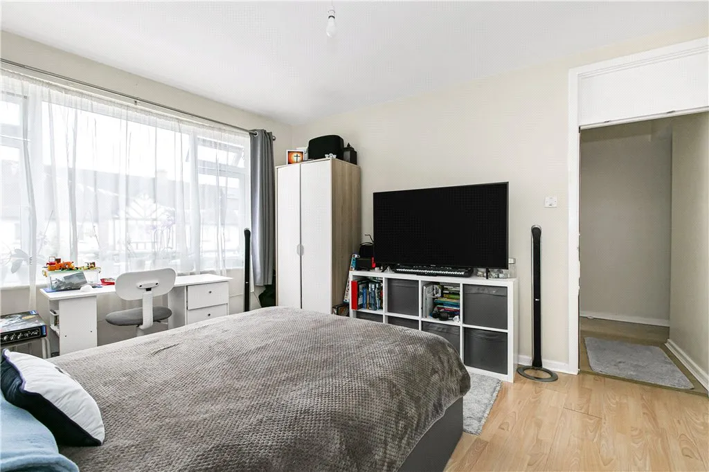 Station Road, Addlestone, KT15, photo 6