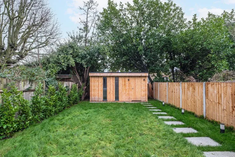 Chevening Road, Queens Park, NW6 6DY, photo 5