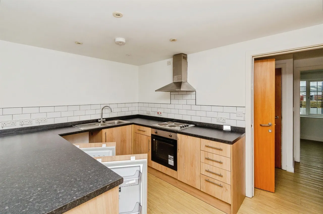 Acorn Street, Willenhall, WV13, photo 5