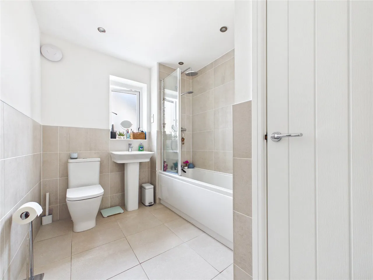 Allens Drive, Trimley St. Martin, IP11, photo 10