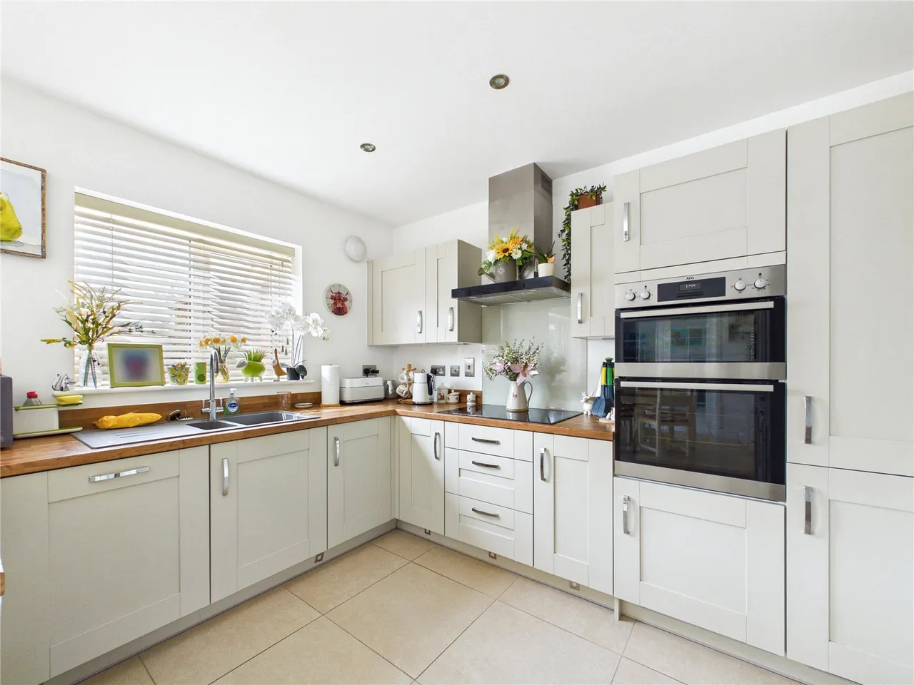 Allens Drive, Trimley St. Martin, IP11, photo 9
