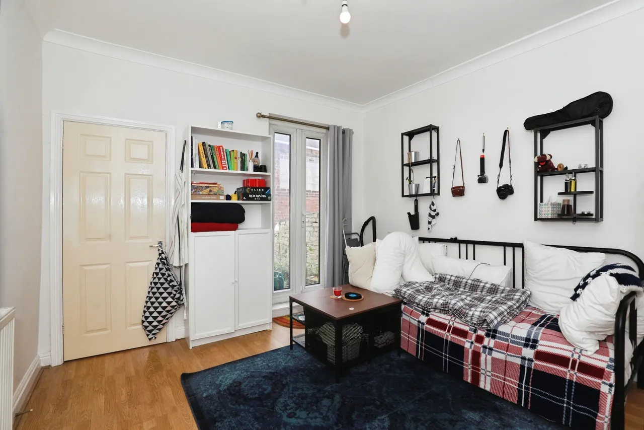 North Street, Newcastle, ST5, photo 6