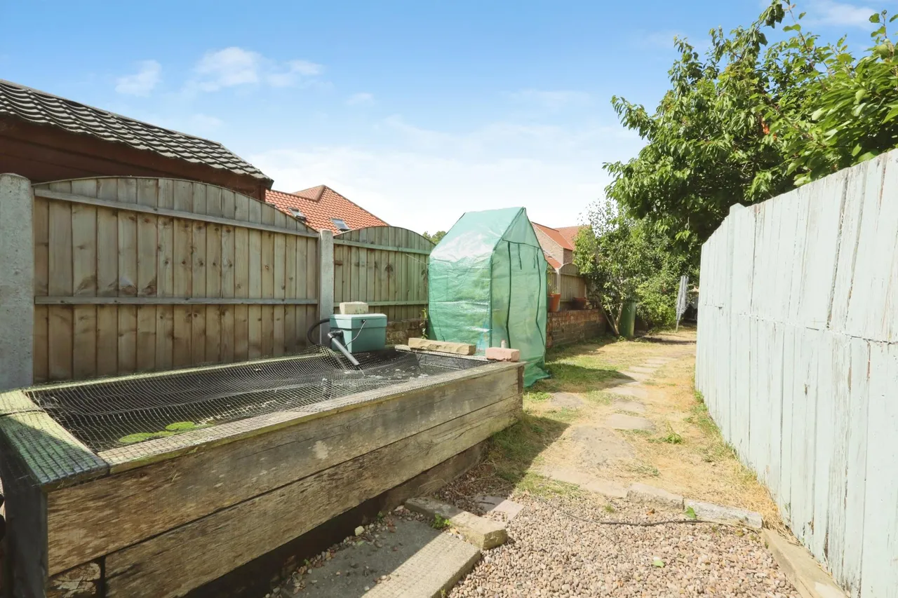 Main Street, Retford, DN22, photo 13