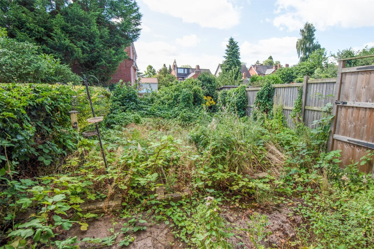 Dovecote Road, Bromsgrove, Worcestershire, B61 7BP, photo 9