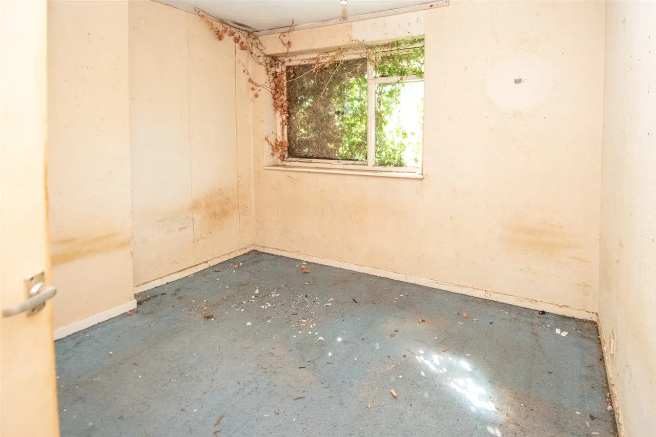 Dovecote Road, Bromsgrove, Worcestershire, B61 7BP, photo 5