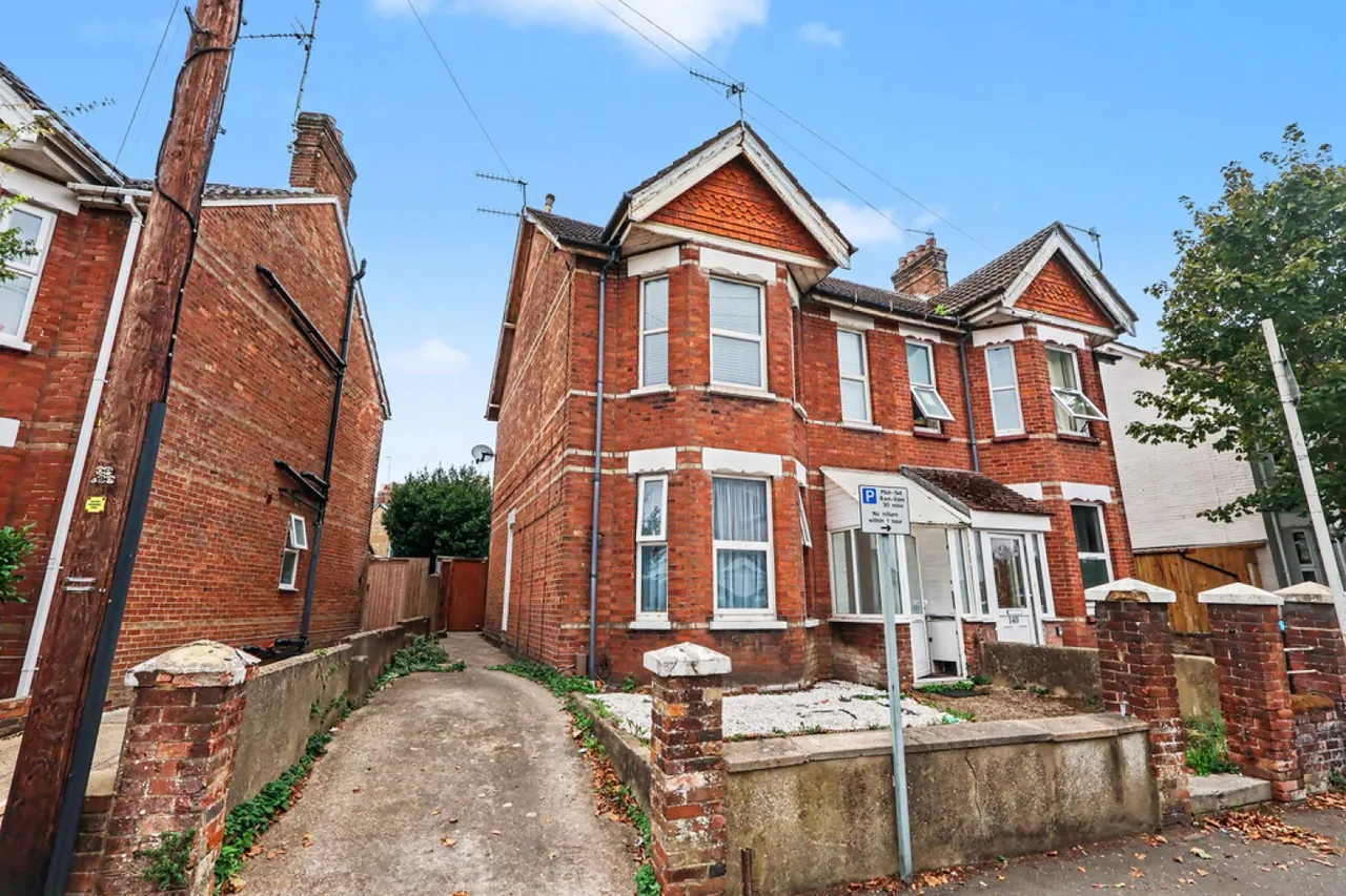 Garland Road, Poole, BH15, photo 14