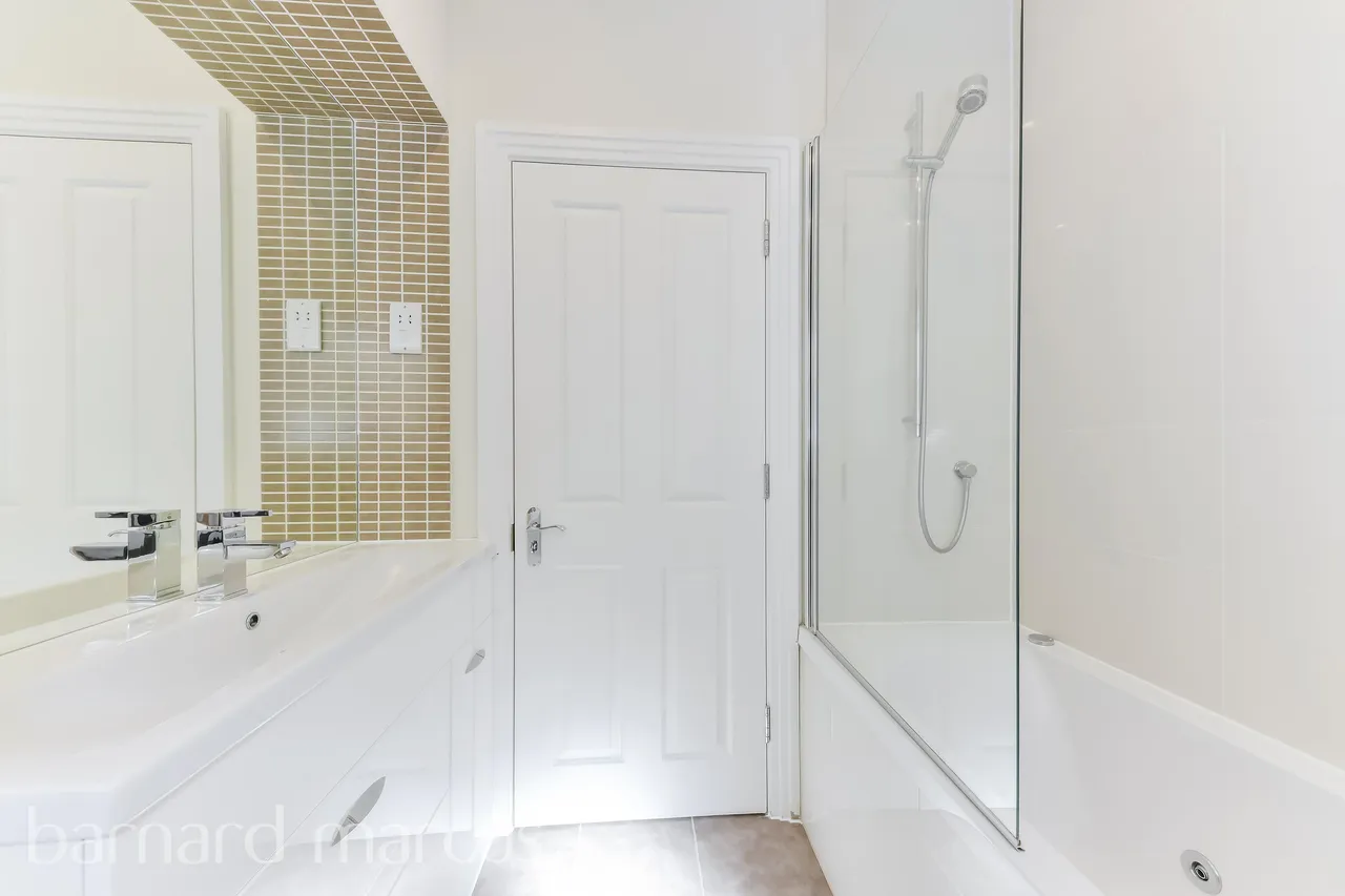 Clifton Road, Kingston Upon Thames, KT2, photo 11