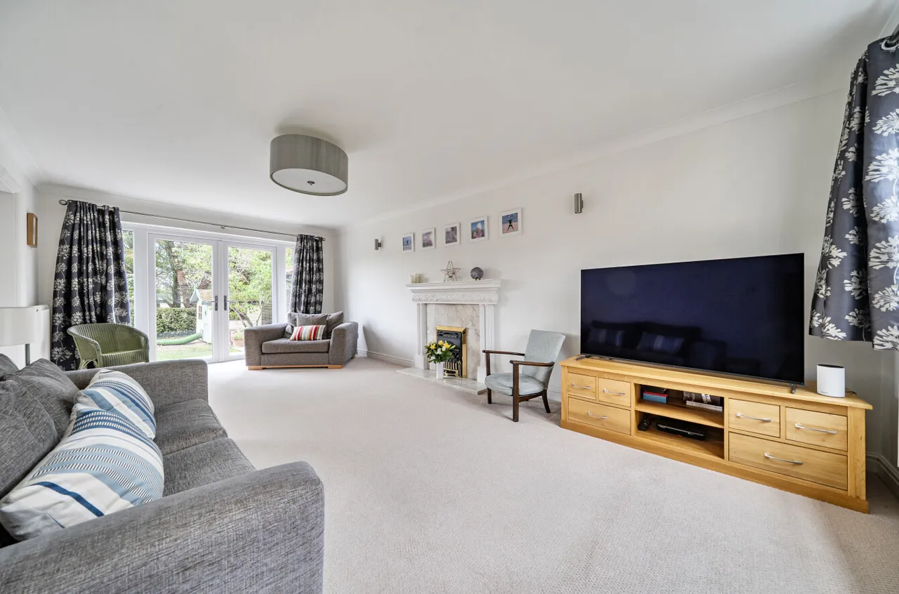 Greenacres Drive, Otterbourne, SO21, photo 3