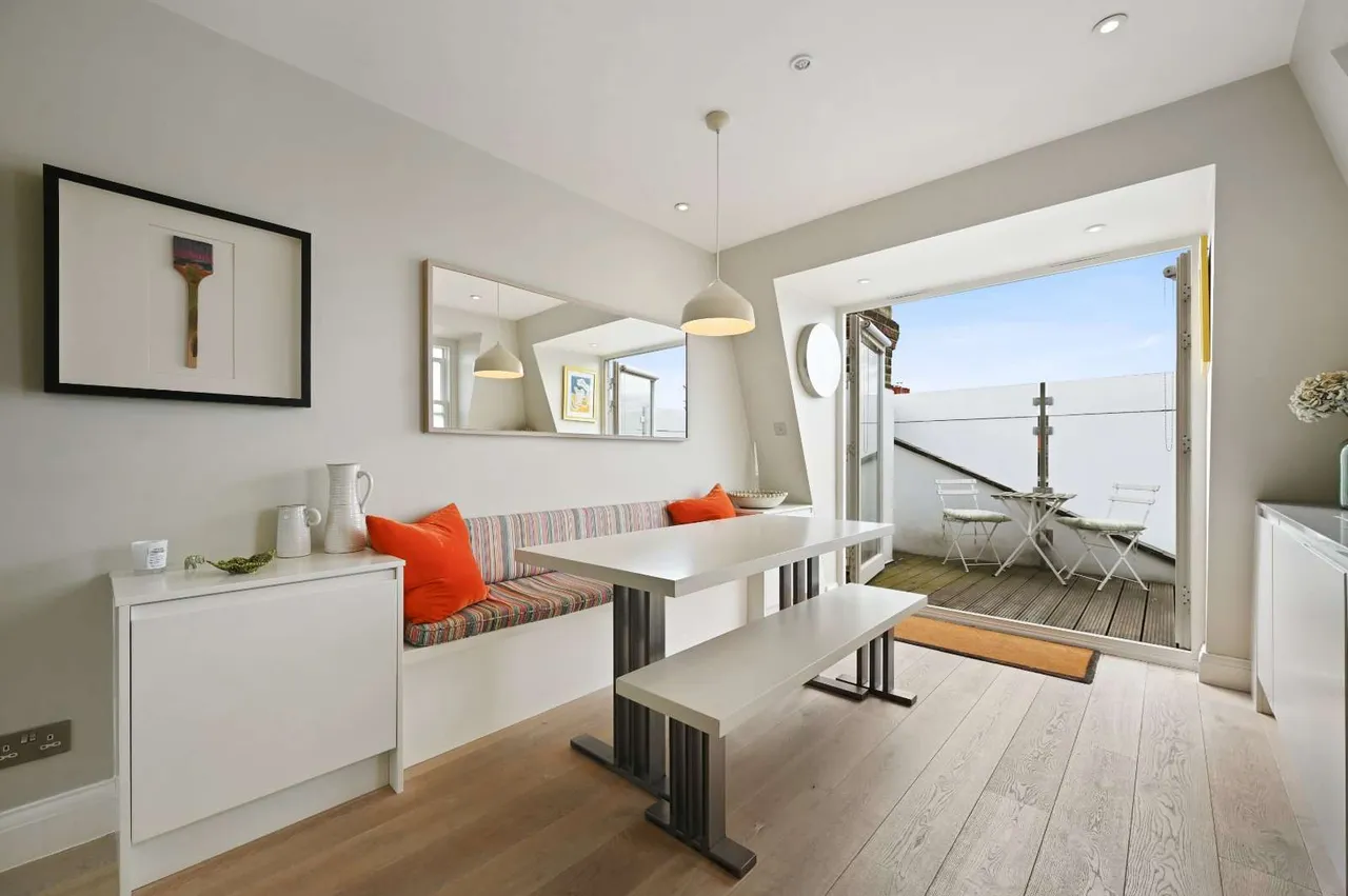 Ormiston Grove, London, W12 0JS, photo 3