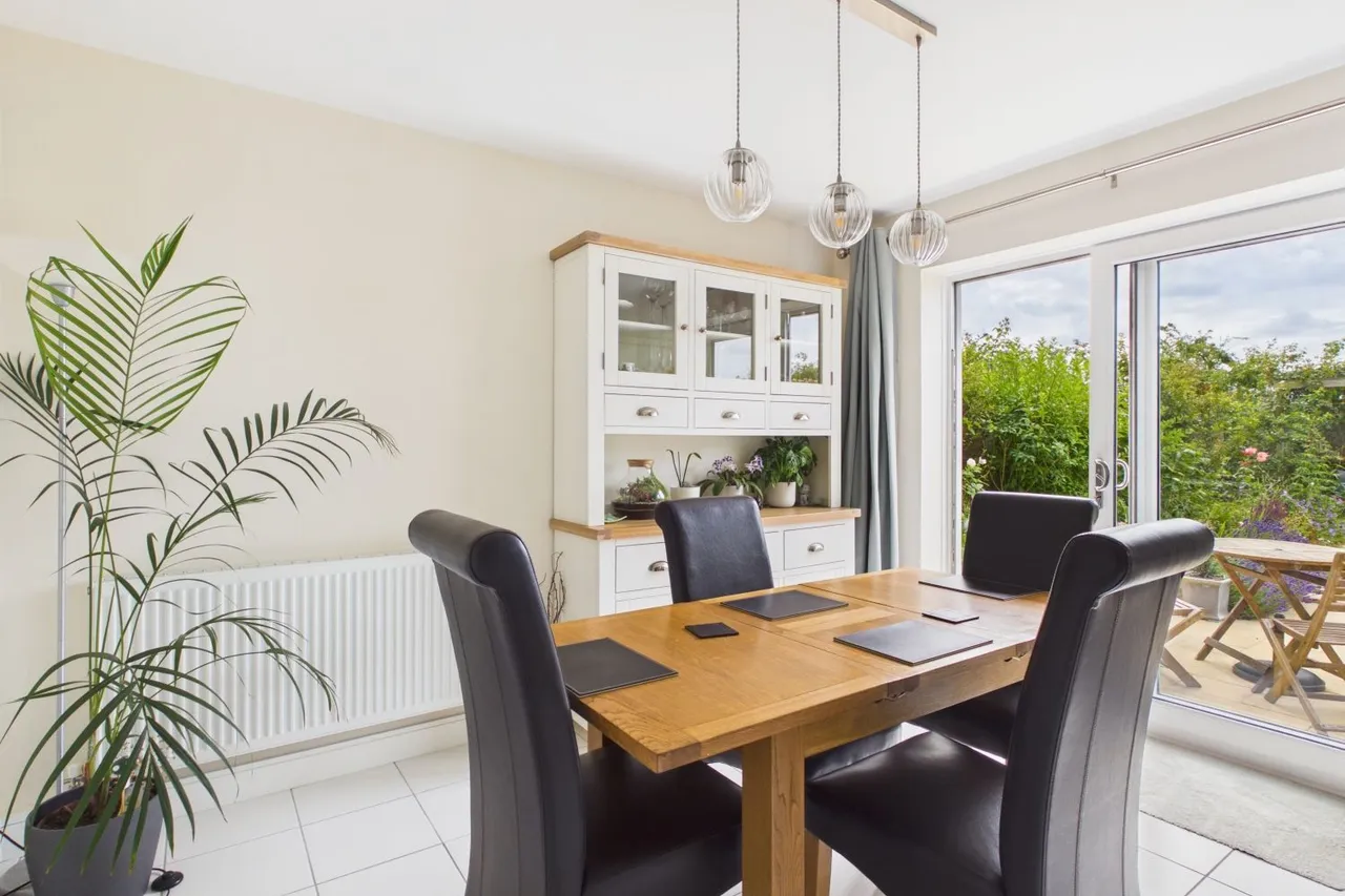 Tweengates Close, Pocklington, YO42, photo 13
