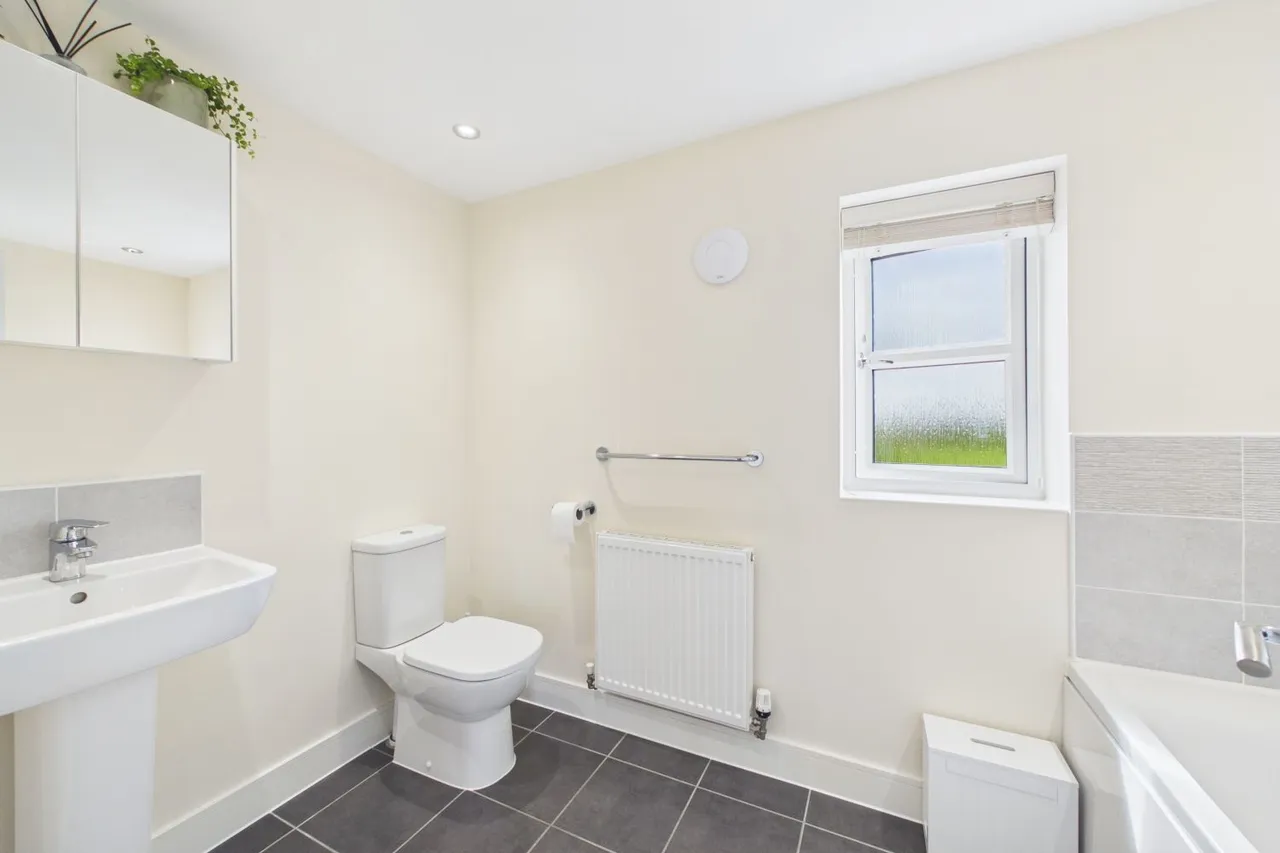 Tweengates Close, Pocklington, YO42, photo 18