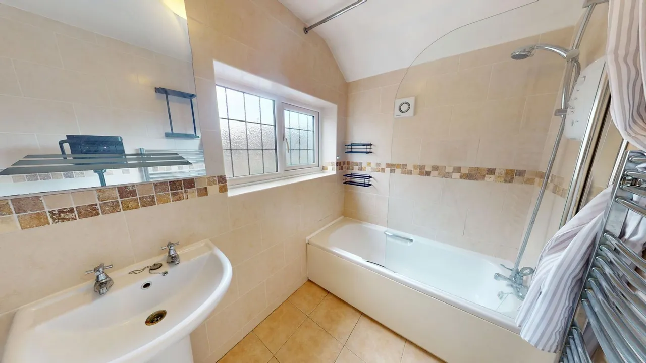 Baswich Crescent, Baswich, ST17, photo 11