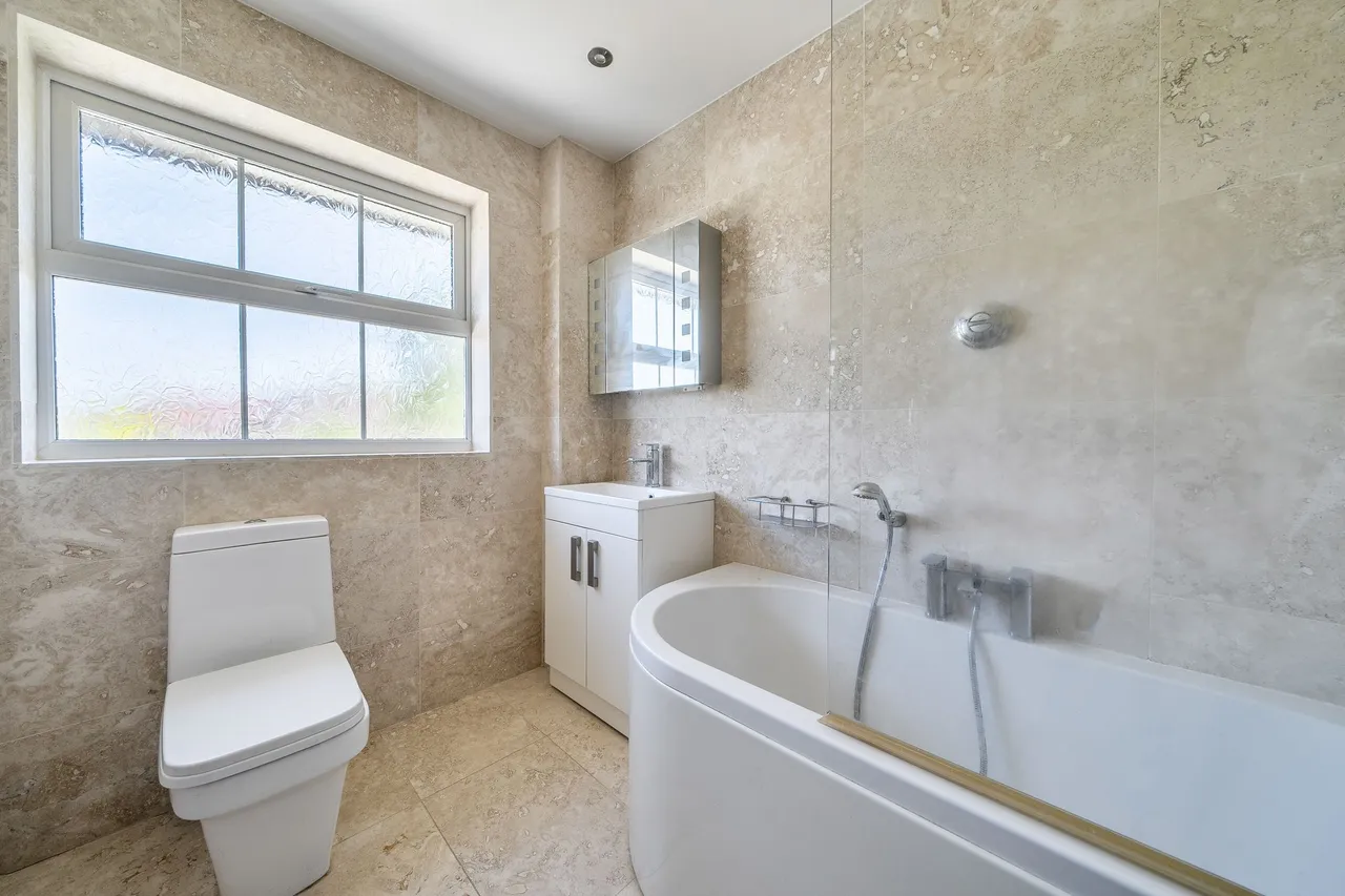 Oakmeadow Close, Emsworth, PO10, photo 13
