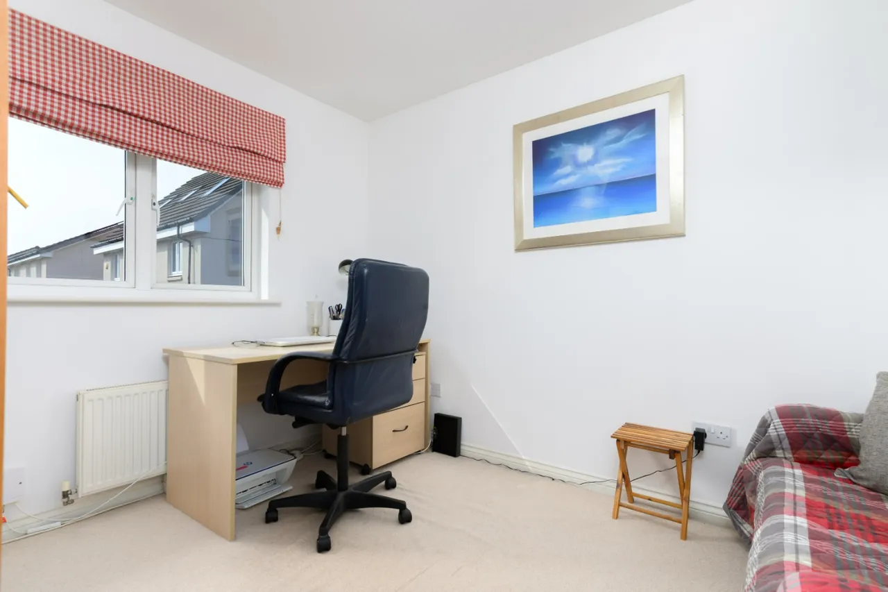 Peasehill Gait, Rosyth, KY11 2BD, photo 22
