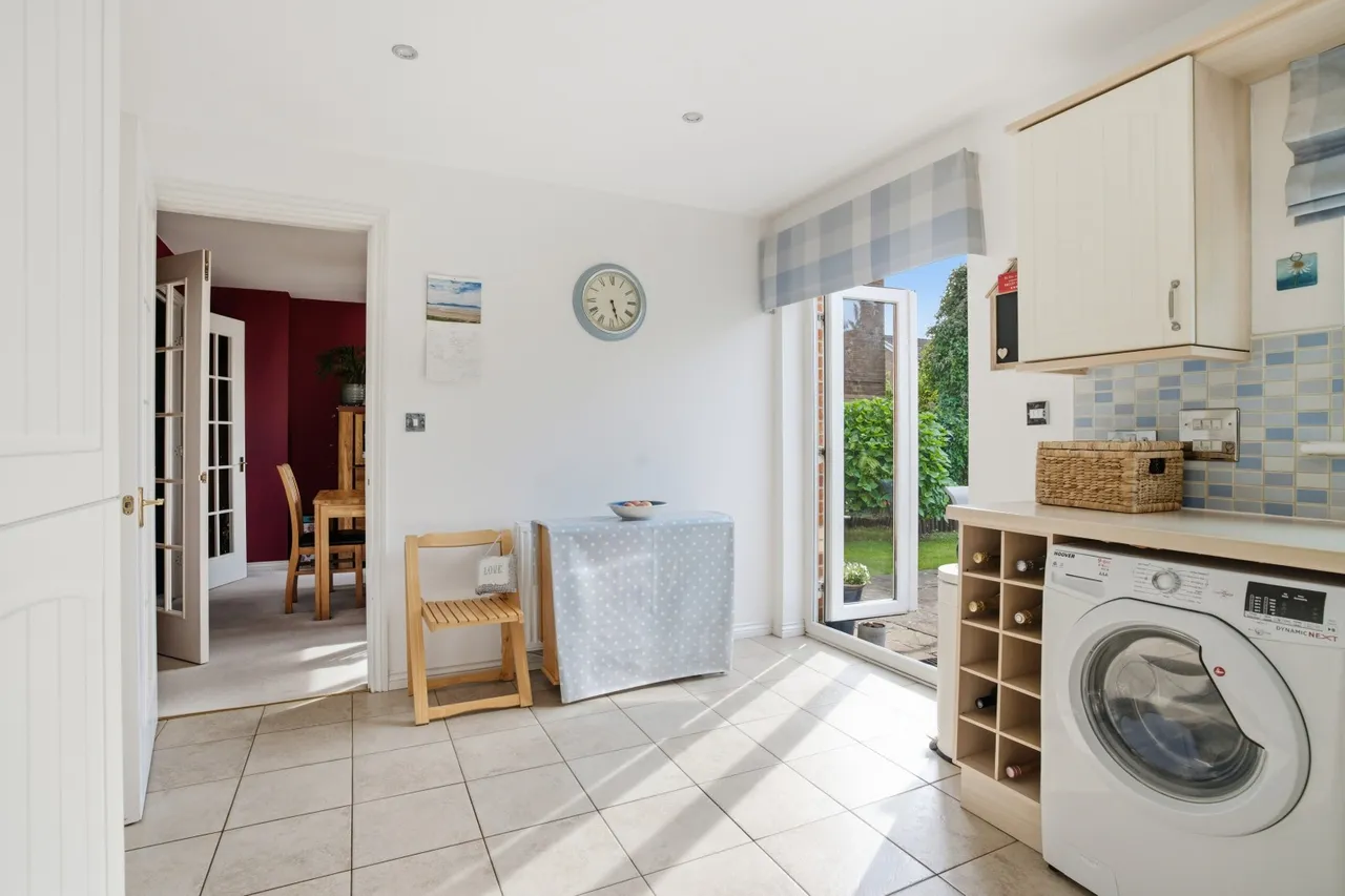 Peasehill Gait, Rosyth, KY11 2BD, photo 8