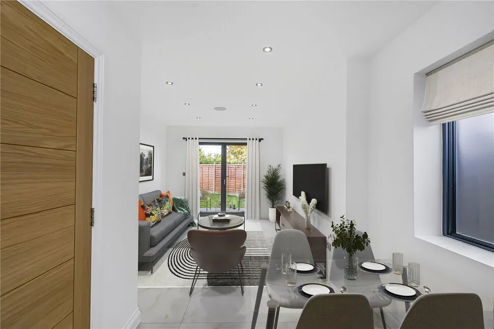 Goresbrook Road, Dagenham, RM9, photo 11