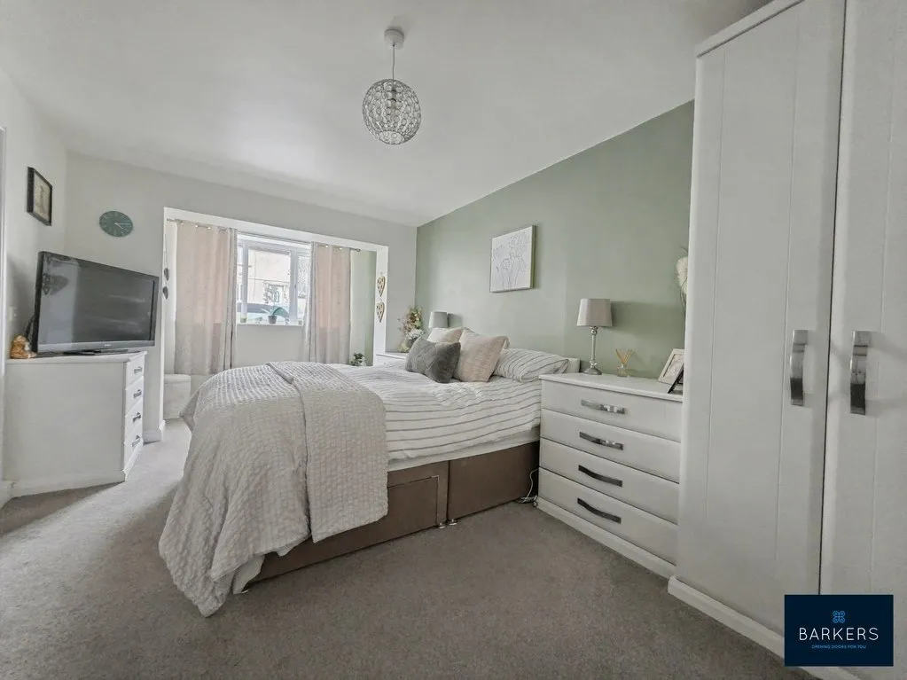 Leyland Road, Birstall WF17 9JW, photo 8