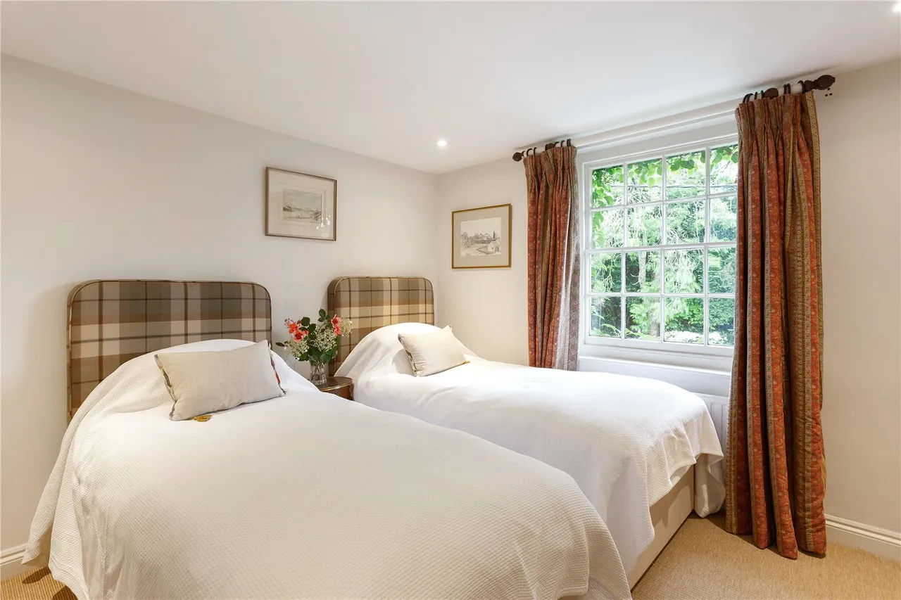 Milton Lilbourne, Pewsey, Wiltshire, SN9 5LQ, photo 11