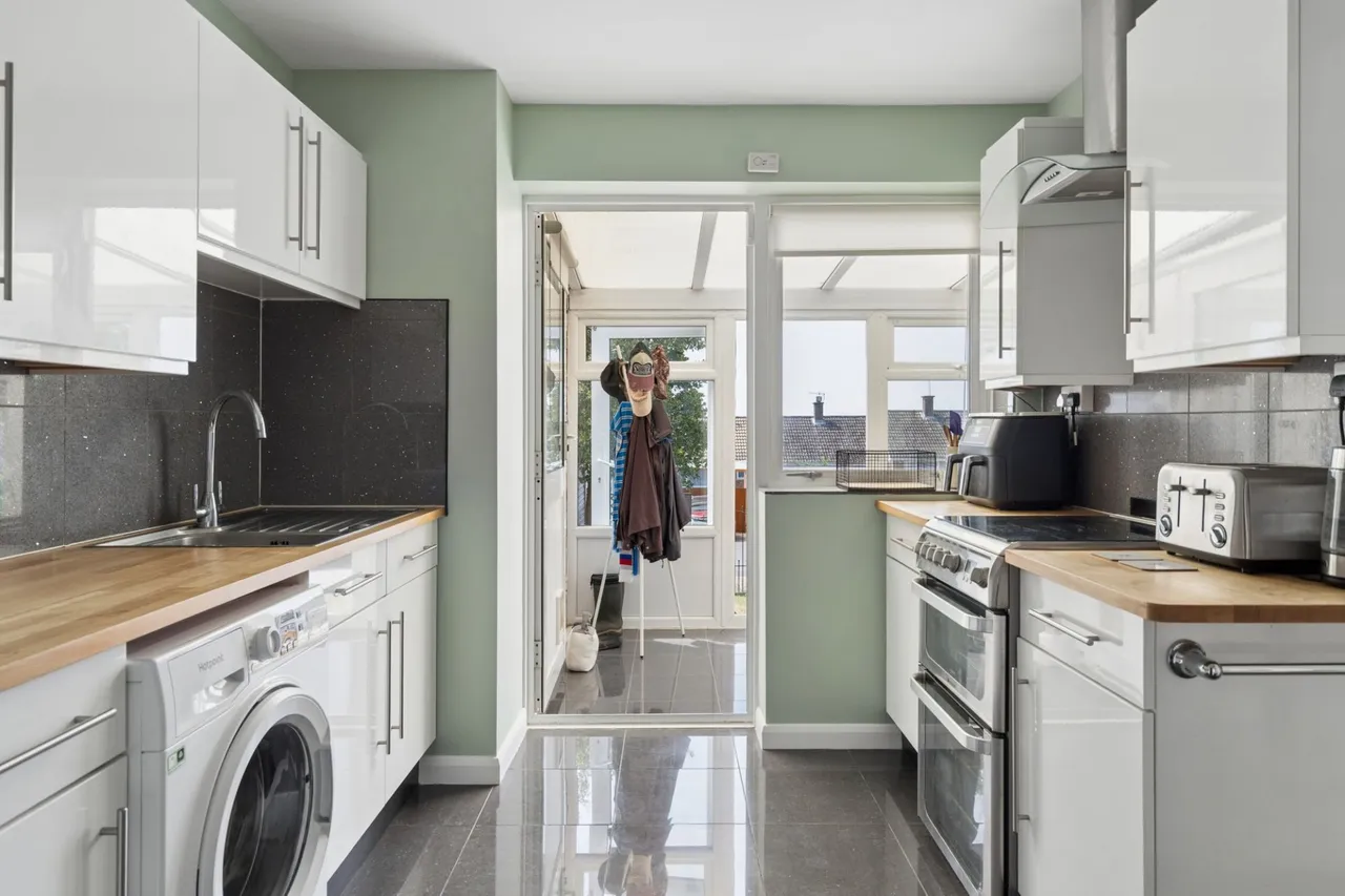 Woodcote Green, Downley, HP13, photo 5