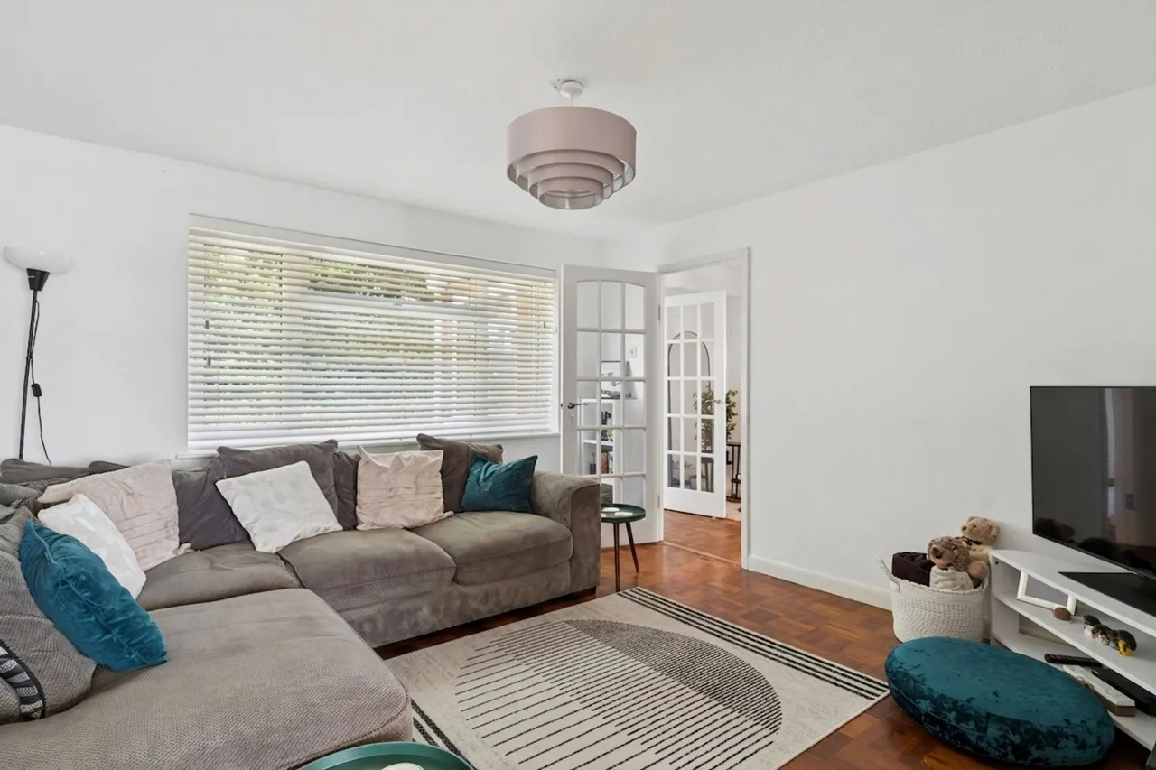 Woodcote Green, Downley, HP13, photo 2