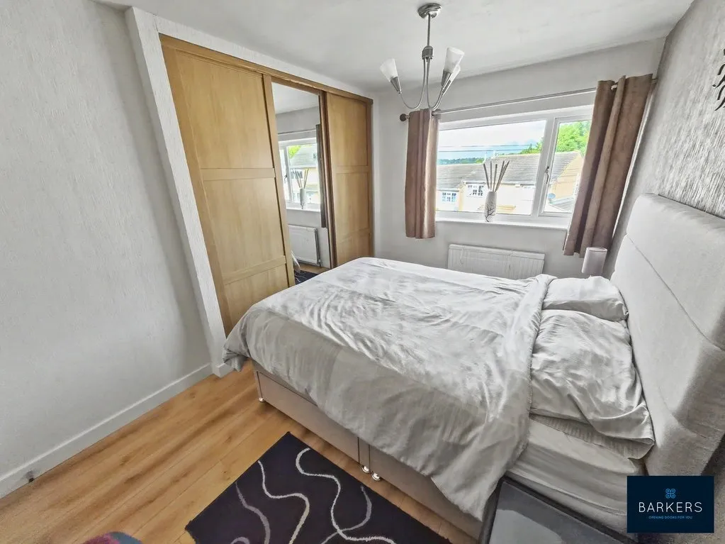 Brownhill Road, Birstall WF17 0QZ, photo 11
